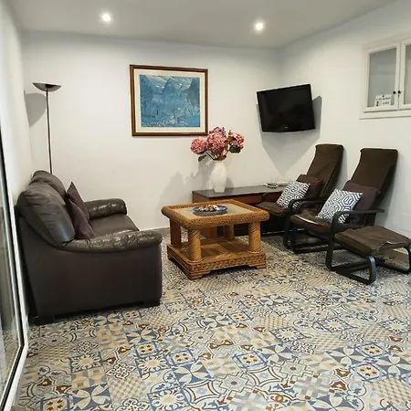 La Casa Del Barrio *